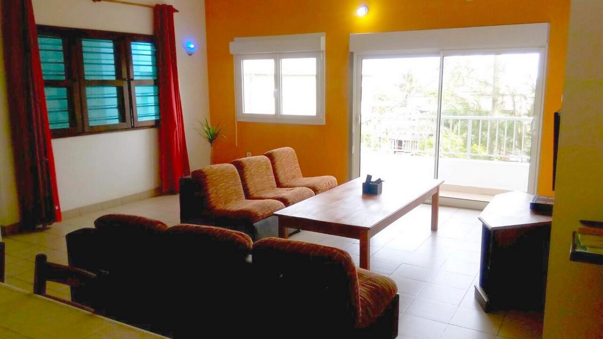 Dodoo Lodge Cotonou Quarto foto