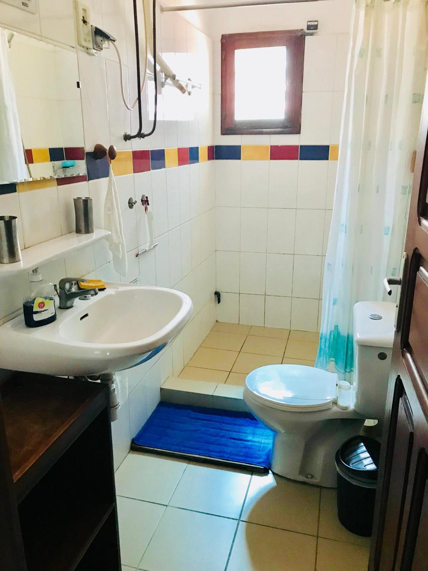 Dodoo Lodge Cotonou Quarto foto